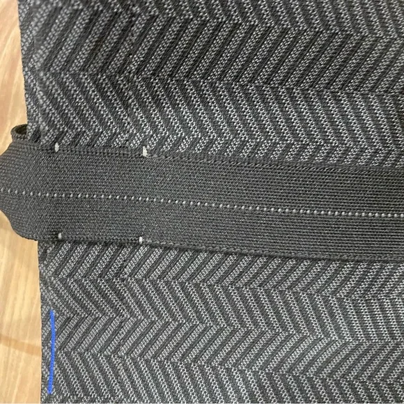 Rothy's Black Chevron Tote Bag with Structured Design - Picture 4 of 4